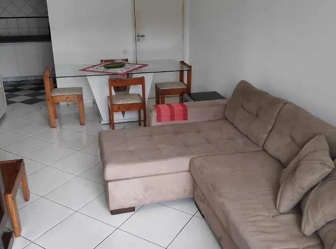 Enseada- 400m Aquário. Apt espaçoso e aconchegante Guarujá